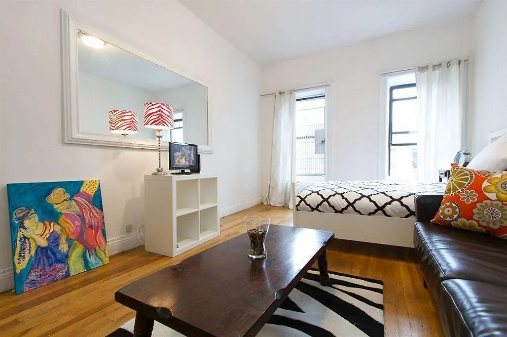 Apartment Time Square Time